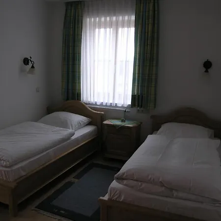 Landgasthof Und Forchhammer 2*